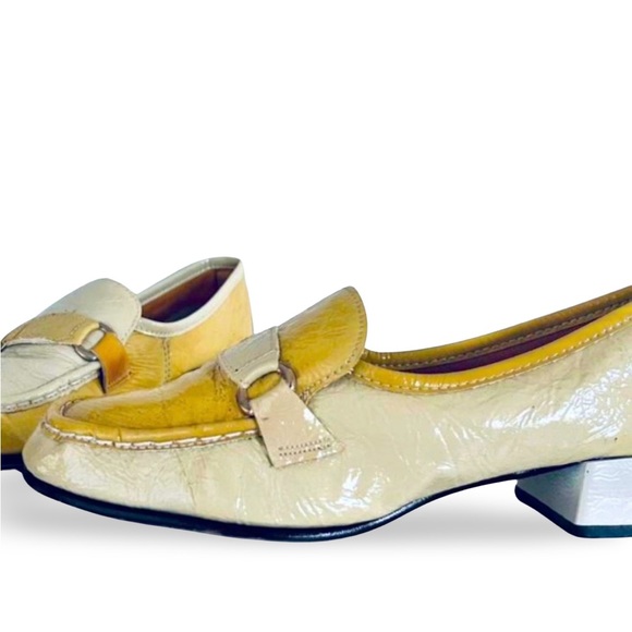 1960’s vintage two-toned loafers by Flings; made in USA, size 8 - Picture 2 of 3
